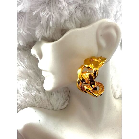 Gold tone braided link hoop earrings - Picture 2 of 9